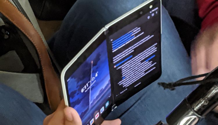 Fuite : le Surface Duo serait-il doté d'un seul capteur photo ?